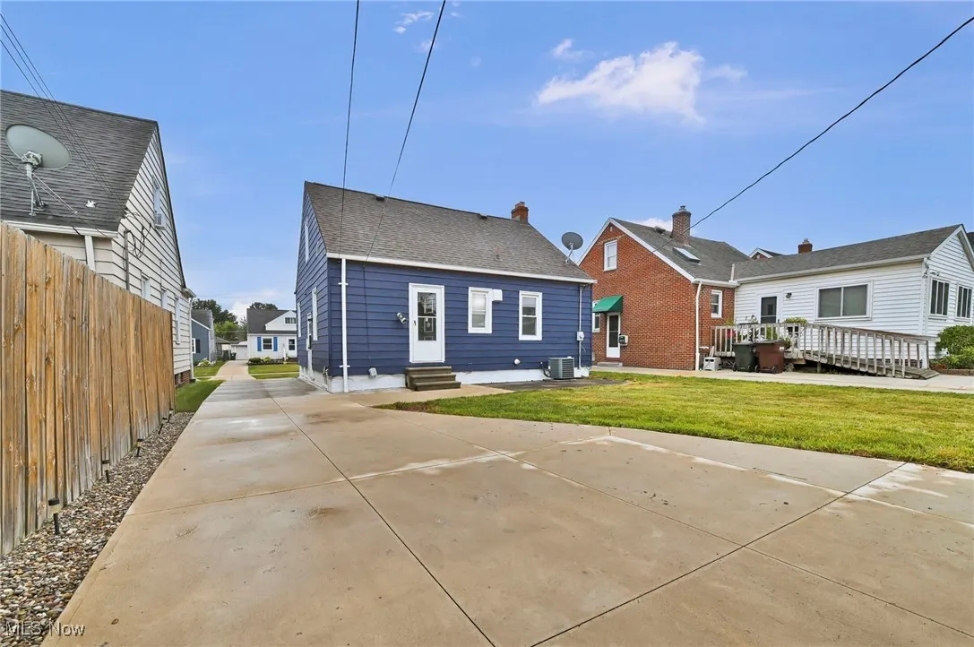 5606 Pelham Drive, Parma, Ohio 44129,MLS Now Listing ID