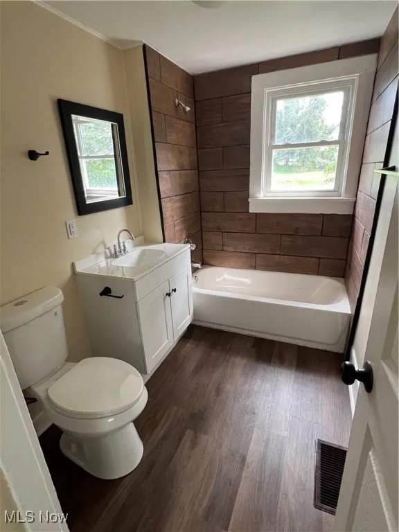 1240 Henry Street, Zanesville, Ohio 43701,MLS Now Listing ID