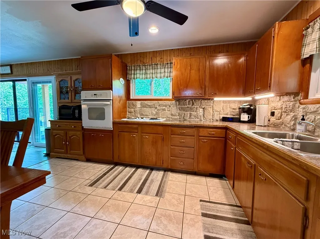 10408 Wagner Road, North Benton, Ohio 44449,MLS Now Listing ID