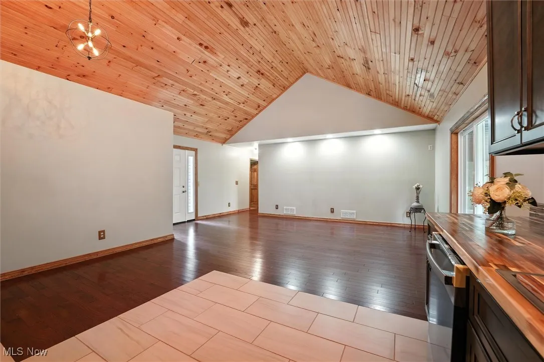 4361 Middle Road, Conneaut, Ohio 44030,MLS Now Listing ID