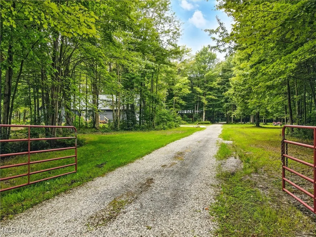 4361 Middle Road, Conneaut, Ohio 44030,MLS Now Listing ID