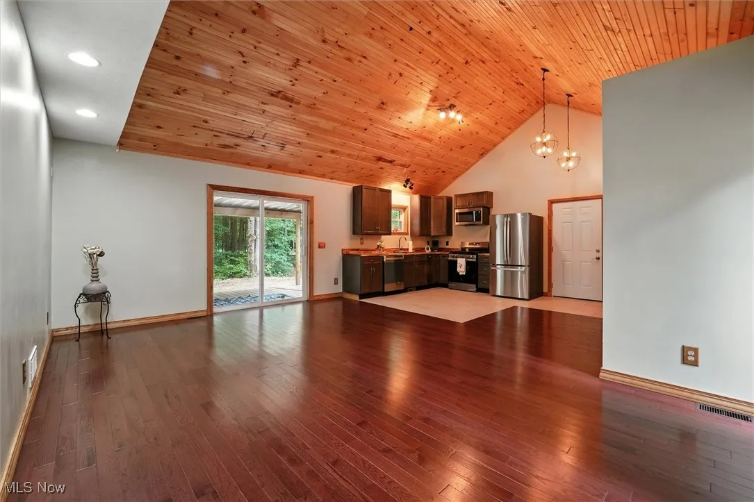 4361 Middle Road, Conneaut, Ohio 44030,MLS Now Listing ID