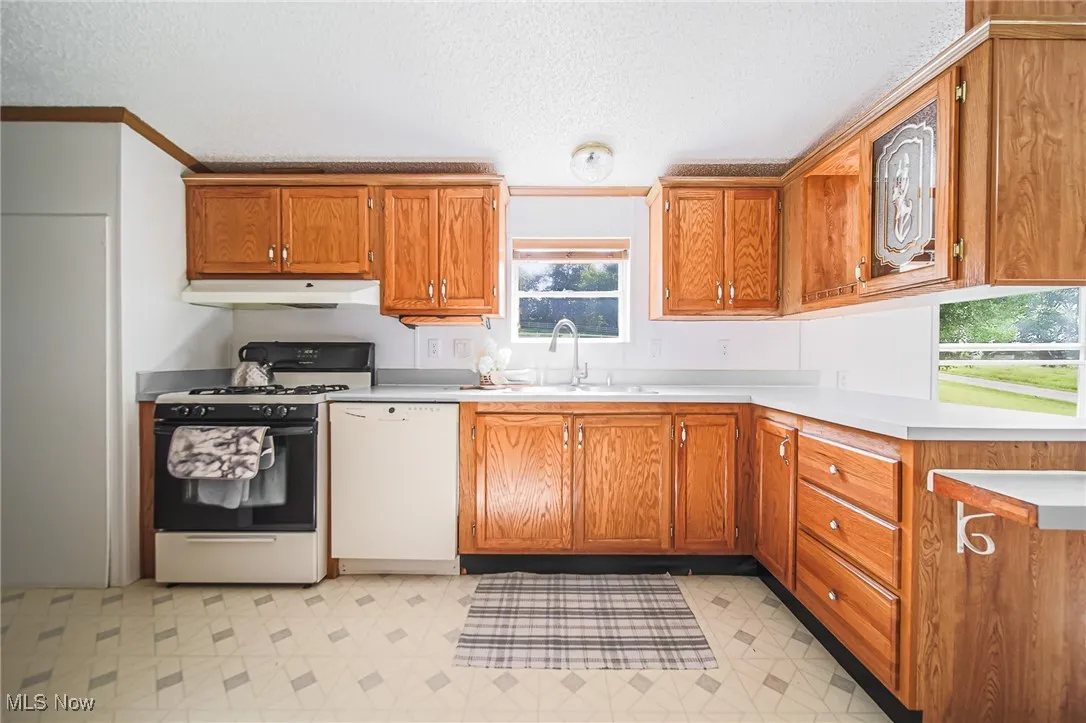 8710 Township Road 657, Dundee, Ohio 44624,MLS Now Listing ID