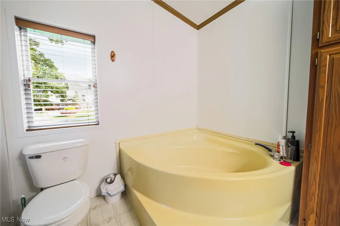 8710 Township Road 657, Dundee, Ohio 44624,MLS Now Listing ID