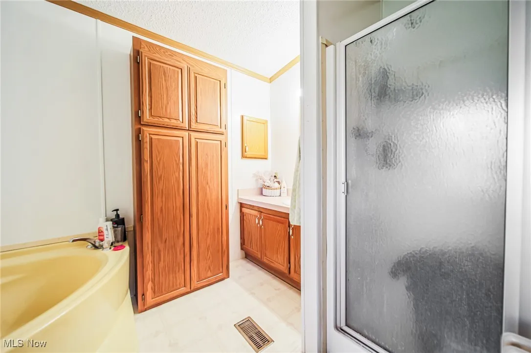 8710 Township Road 657, Dundee, Ohio 44624,MLS Now Listing ID