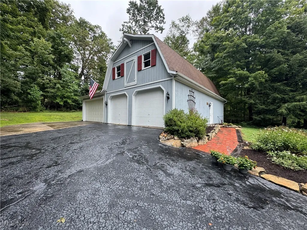 10233 Mayfield Road, Chesterland, Ohio 44026,MLS Now Listing ID