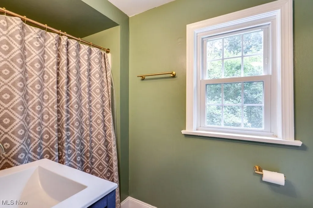 1176 Duncan Spur, Akron, Ohio 44333,MLS Now Listing ID