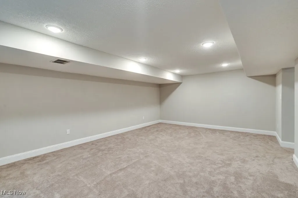 1176 Duncan Spur, Akron, Ohio 44333,MLS Now Listing ID