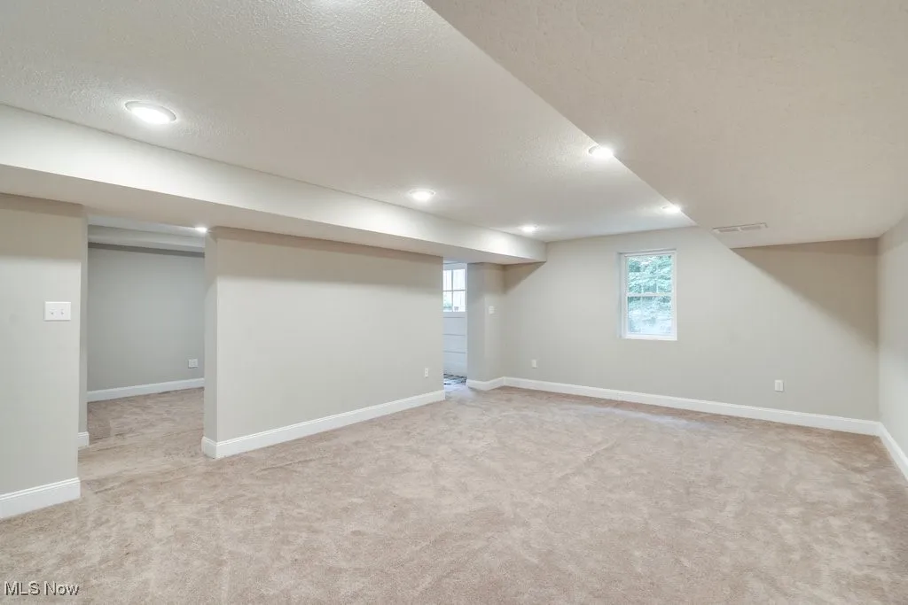1176 Duncan Spur, Akron, Ohio 44333,MLS Now Listing ID