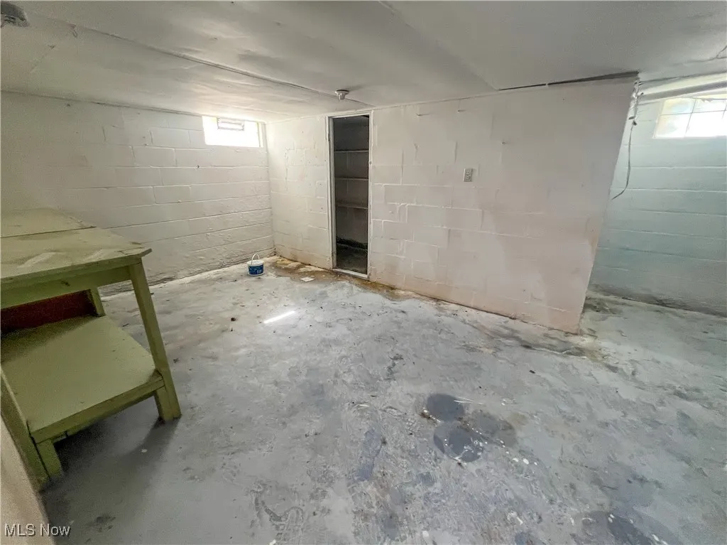1075 Bacon Avenue, East Palestine, Ohio 44413,MLS Now Listing ID