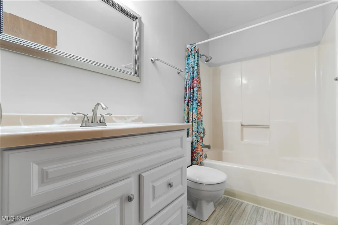 2418 Wrens Drive, Stow, Ohio 44224,MLS Now Listing ID