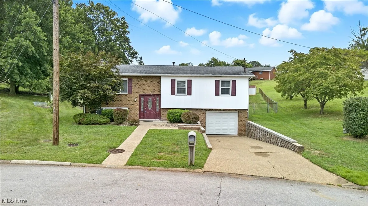 1665 LAKE HILLS Court, Parkersburg, West Virginia 26101,MLS Now Listing ID