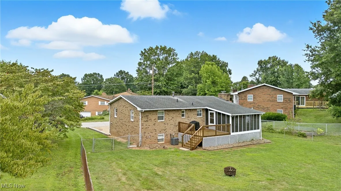 1665 LAKE HILLS Court, Parkersburg, West Virginia 26101,MLS Now Listing ID