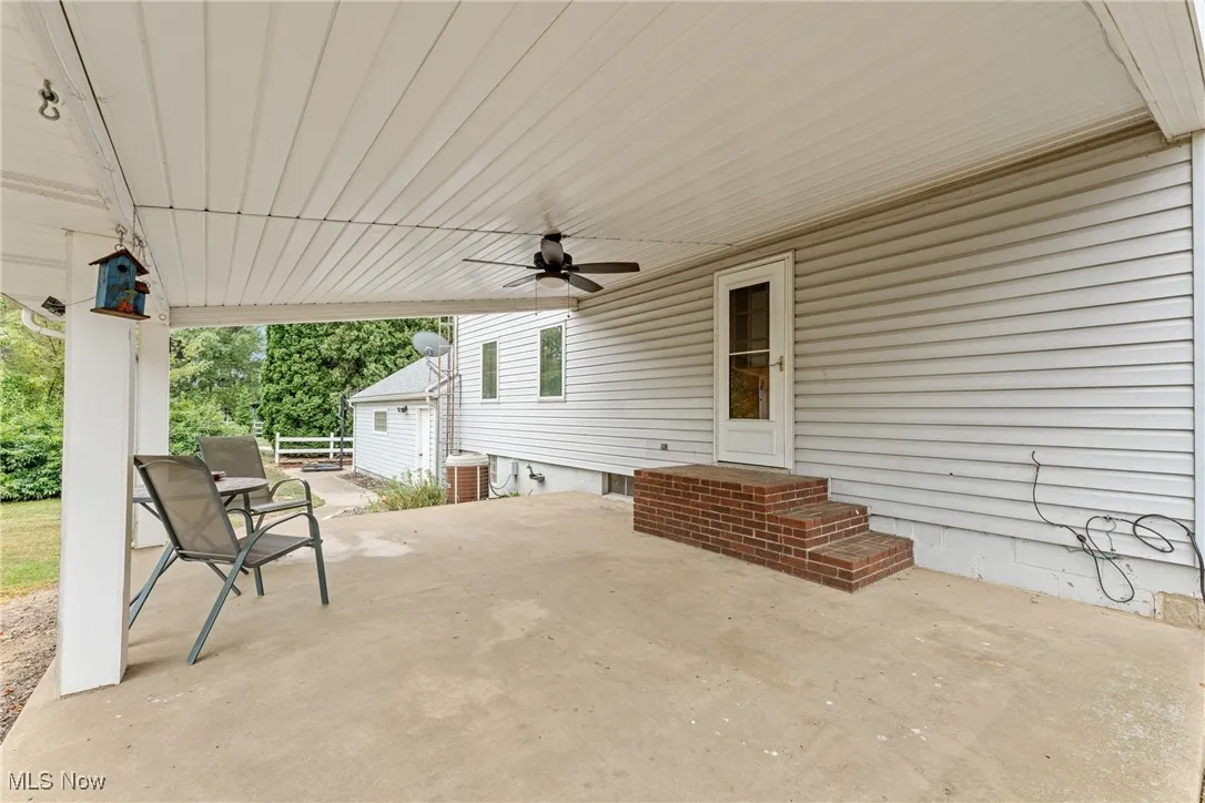 View of patio / terrace featuring ceiling fan