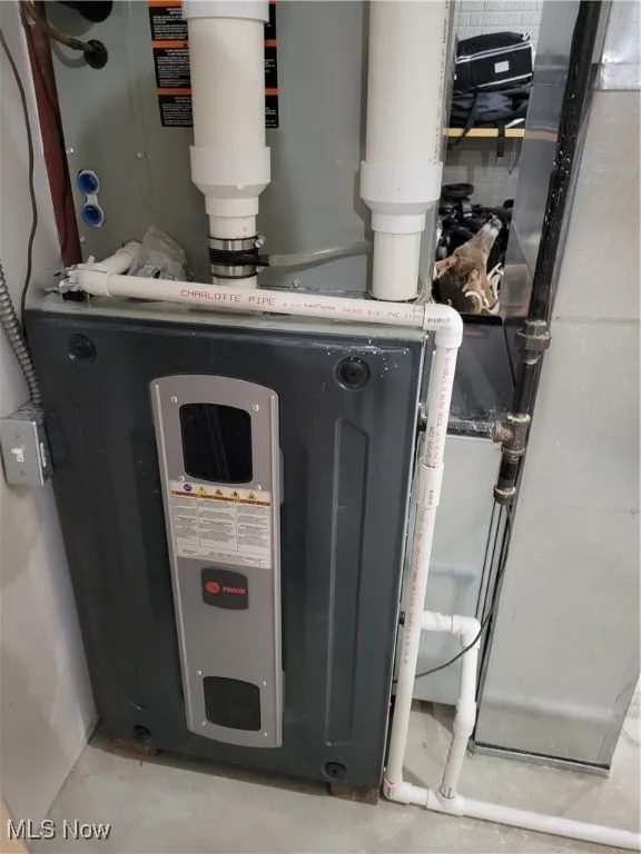 Utilities featuring heating unit
