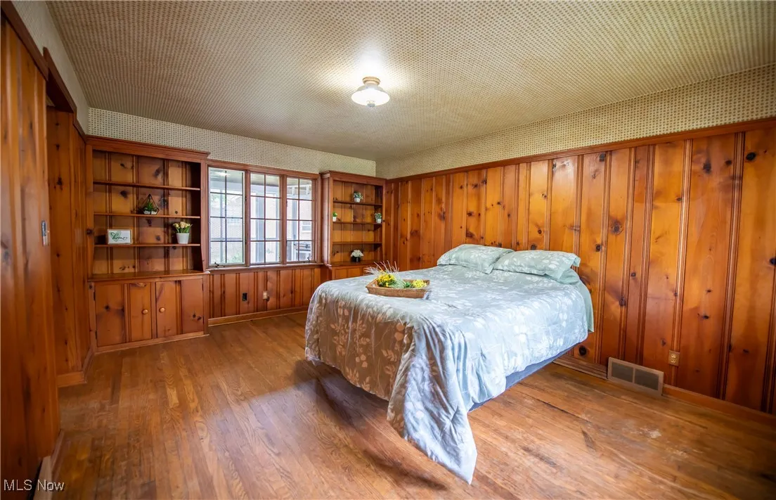 555 Park Street, Navarre, Ohio 44662,MLS Now Listing ID
