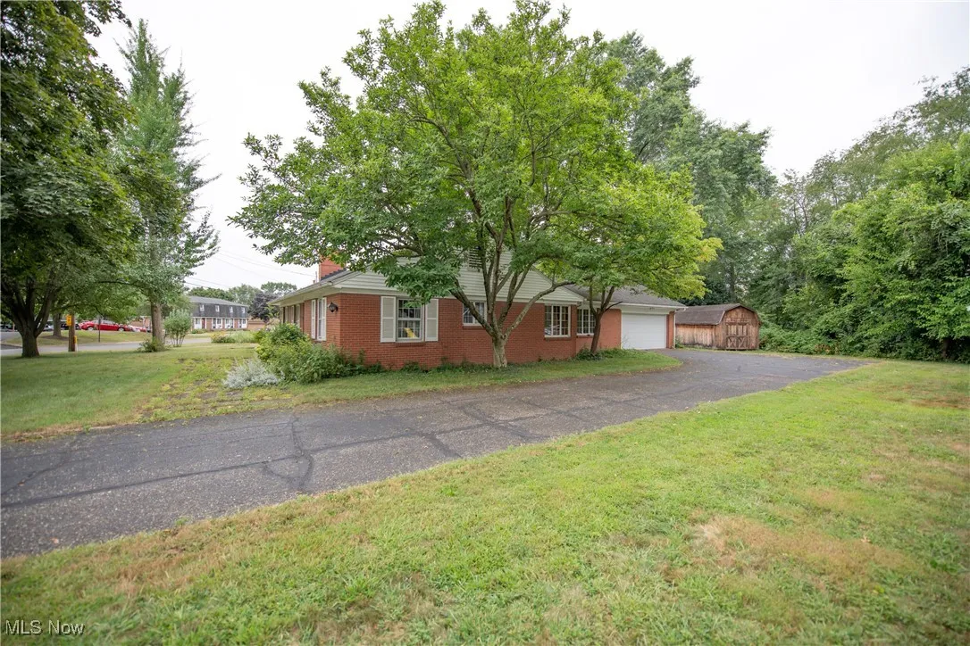 555 Park Street, Navarre, Ohio 44662,MLS Now Listing ID