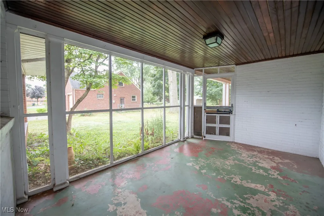 555 Park Street, Navarre, Ohio 44662,MLS Now Listing ID