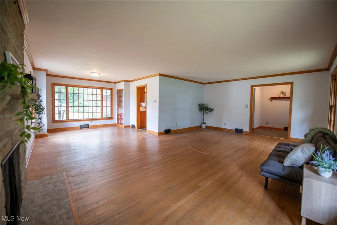 555 Park Street, Navarre, Ohio 44662,MLS Now Listing ID