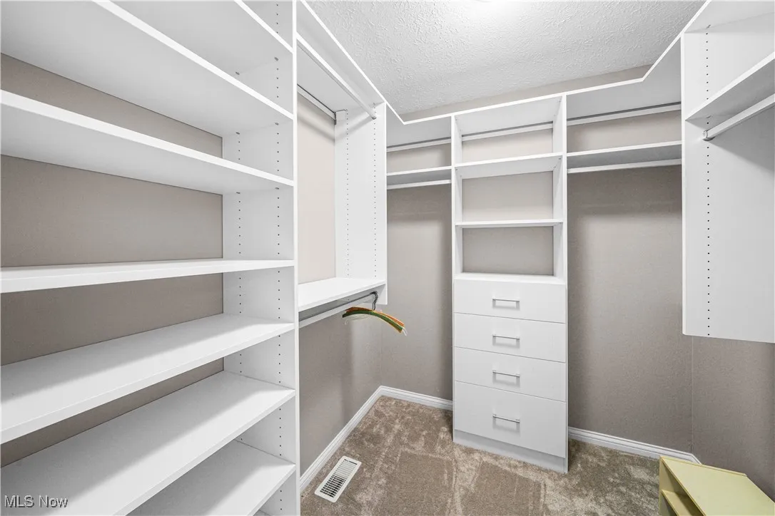 California closet custom built system