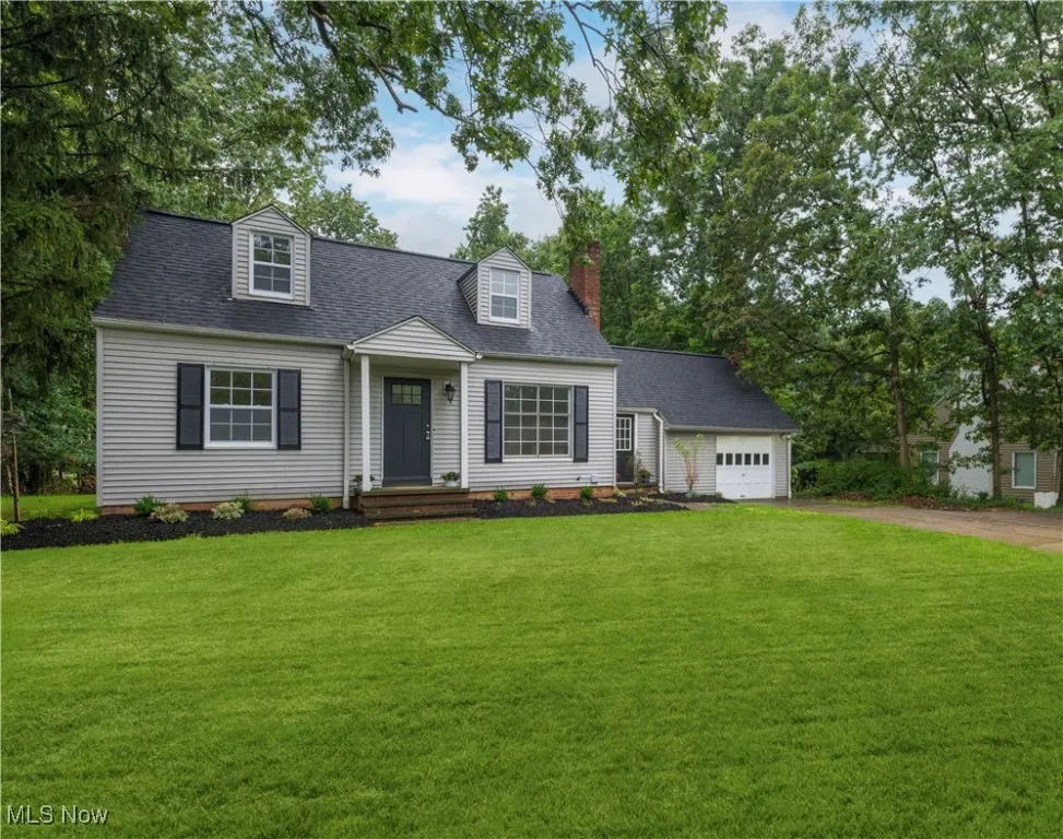 6431 W Ridgewood Drive, Parma, Ohio 44129,MLS Now Listing ID