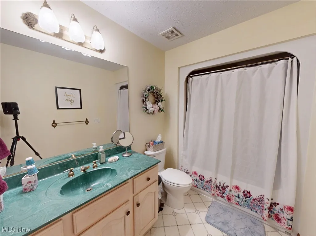 35005 Lisle Court, Willoughby, Ohio 44094,MLS Now Listing ID