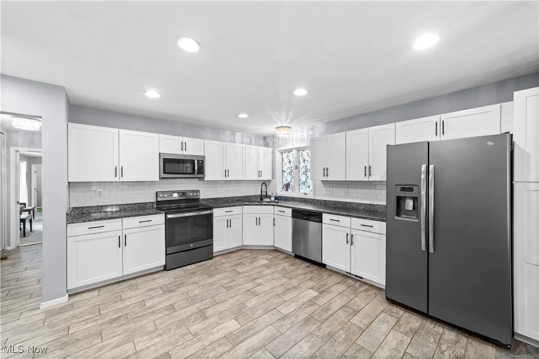 9598 Pebble Brook Lane, Strongsville, Ohio 44149,MLS Now Listing ID