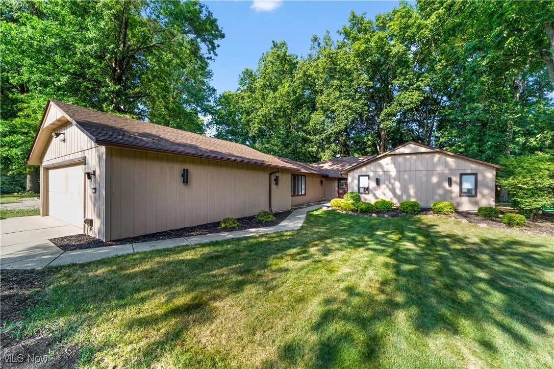 9598 Pebble Brook Lane, Strongsville, Ohio 44149,MLS Now Listing ID