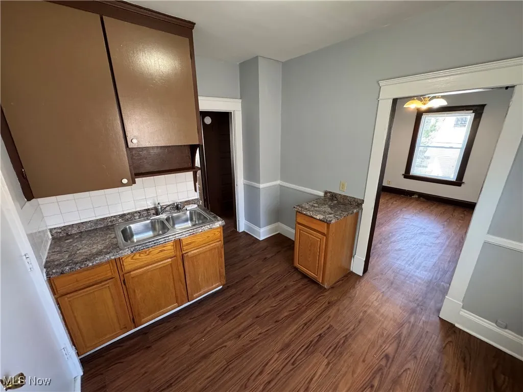 2915 Roanoke Avenue, Cleveland, Ohio 44109,MLS Now Listing ID