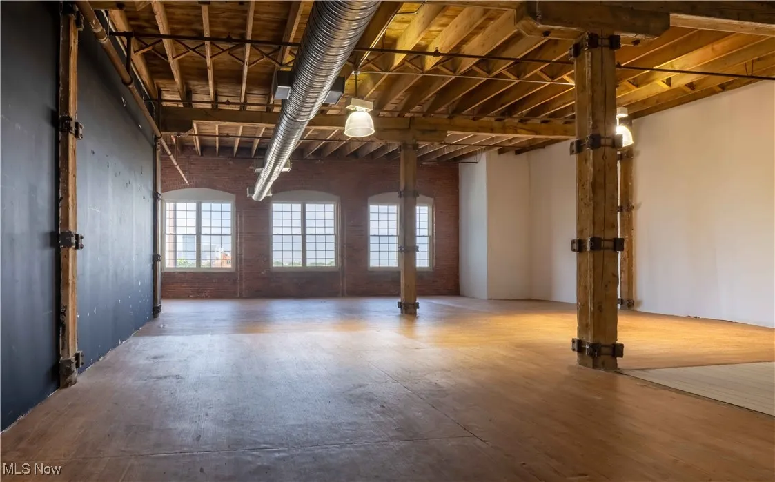 3800 E Lakeside Avenue # 402, Cleveland, Ohio 44114,MLS Now Listing ID