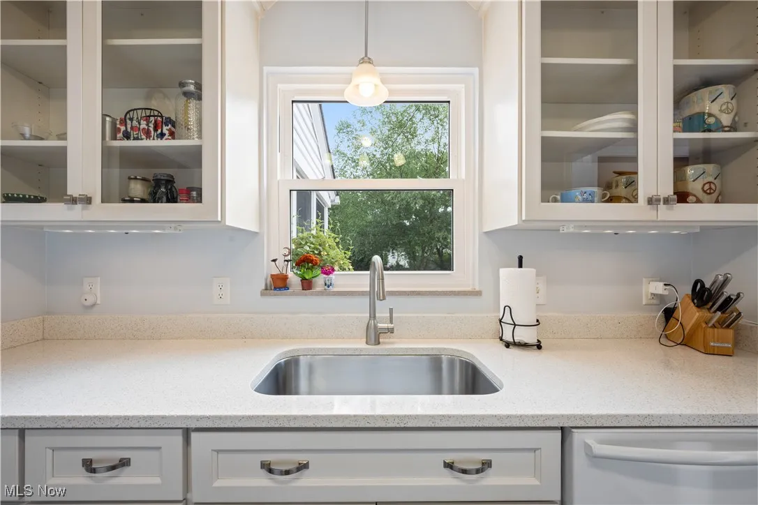 465 Glen Park Drive, Bay Village, Ohio 44140,MLS Now Listing ID