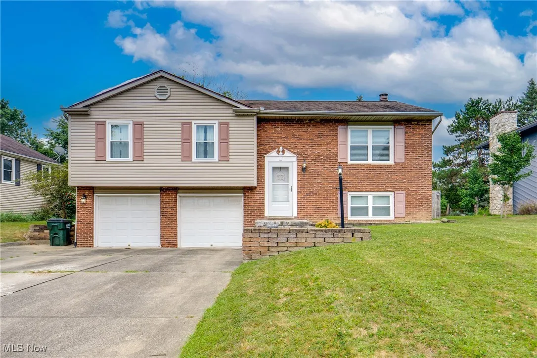 Welcome home to 8031 Woodrush!