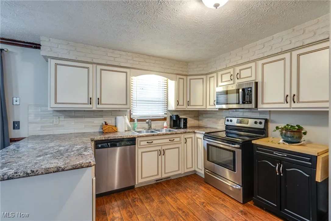 8031 Woodrush Drive, North Canton, Ohio 44720,MLS Now Listing ID