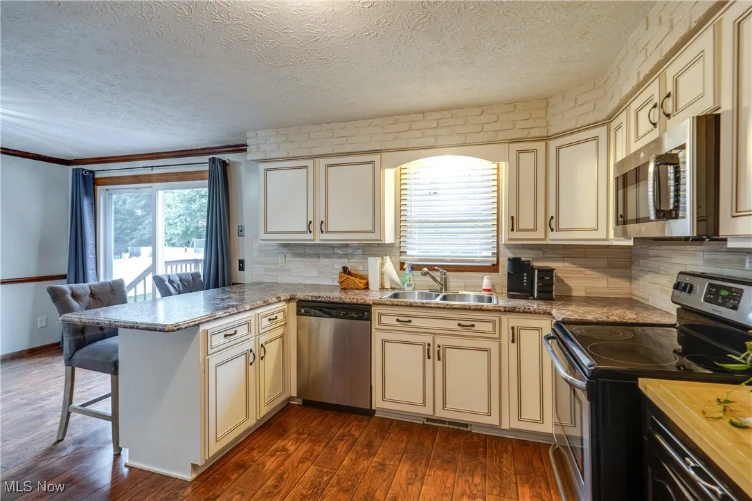 8031 Woodrush Drive, North Canton, Ohio 44720,MLS Now Listing ID