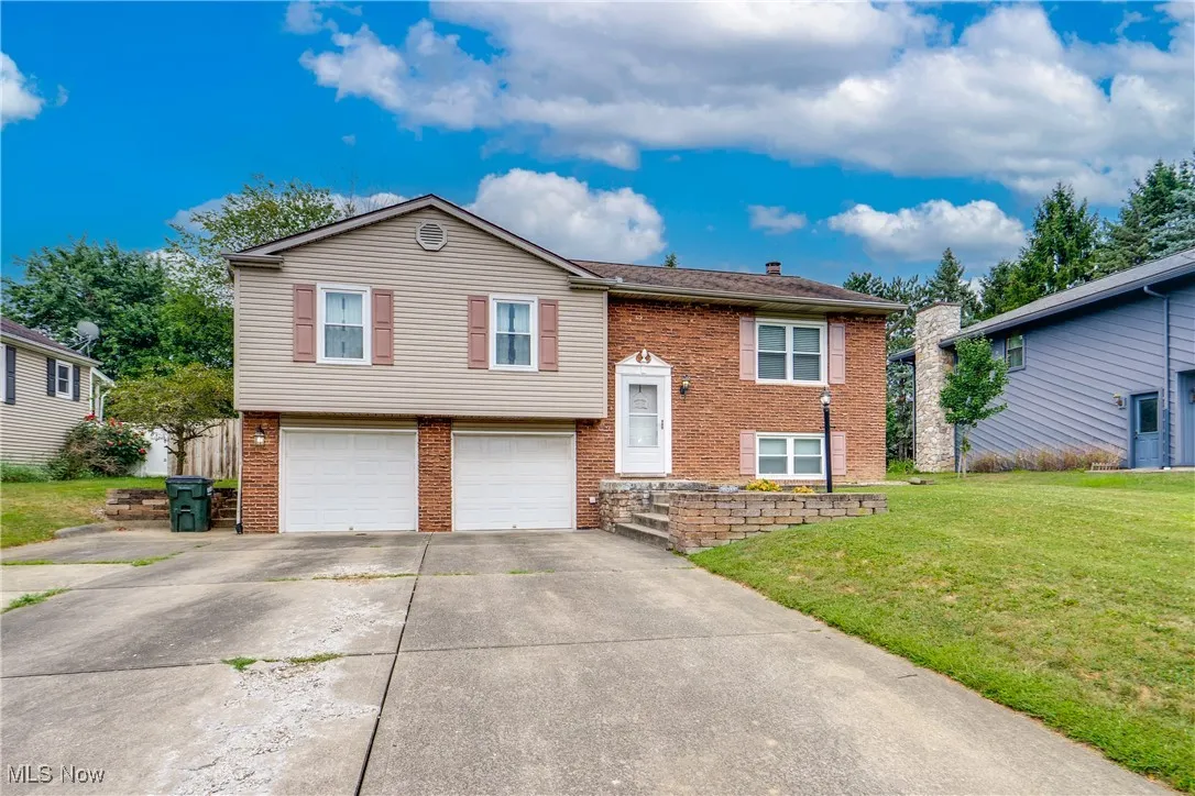 8031 Woodrush Drive, North Canton, Ohio 44720,MLS Now Listing ID