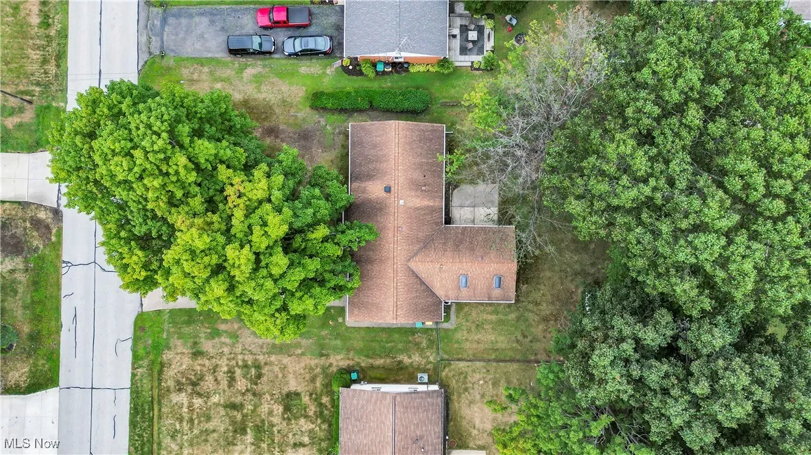 Aerial view of property and surrounding area