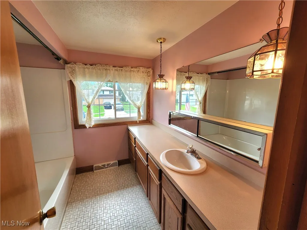2908 Bowmen Lane, Parma, Ohio 44134,MLS Now Listing ID