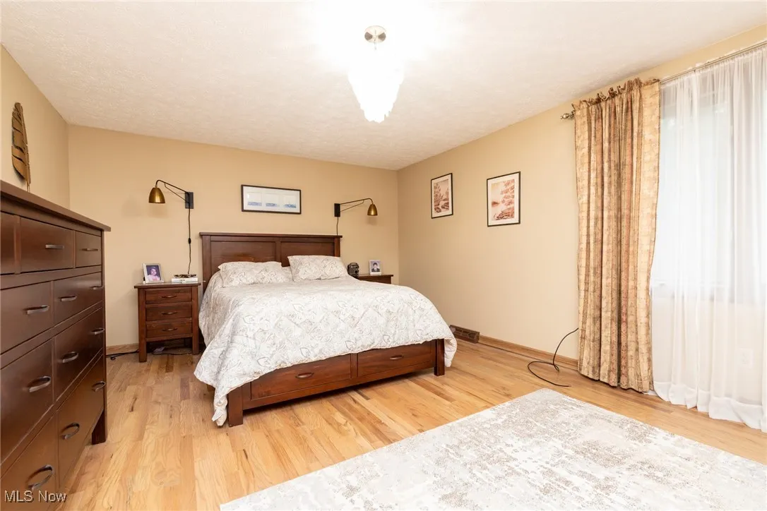592 Rutland Drive, Highland Heights, Ohio 44143,MLS Now Listing ID