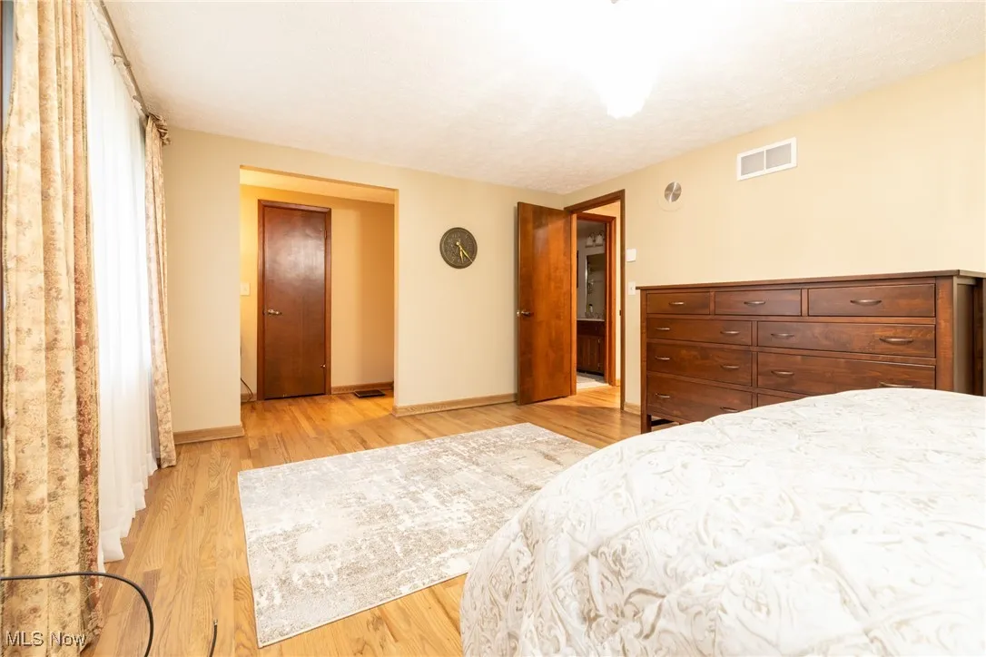 592 Rutland Drive, Highland Heights, Ohio 44143,MLS Now Listing ID
