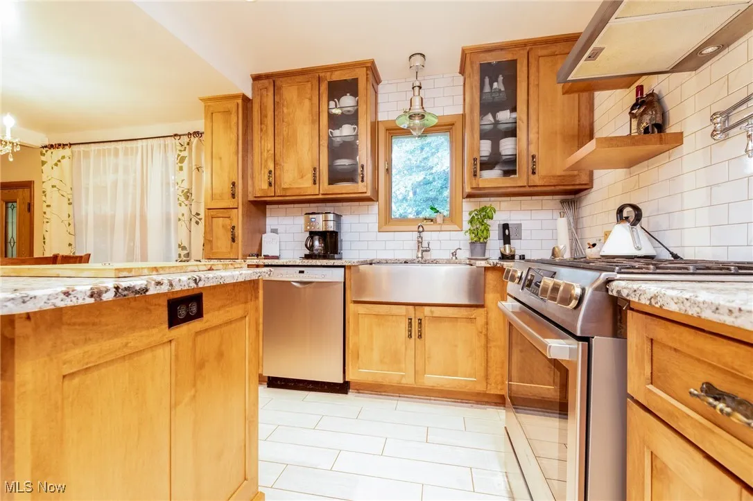 592 Rutland Drive, Highland Heights, Ohio 44143,MLS Now Listing ID
