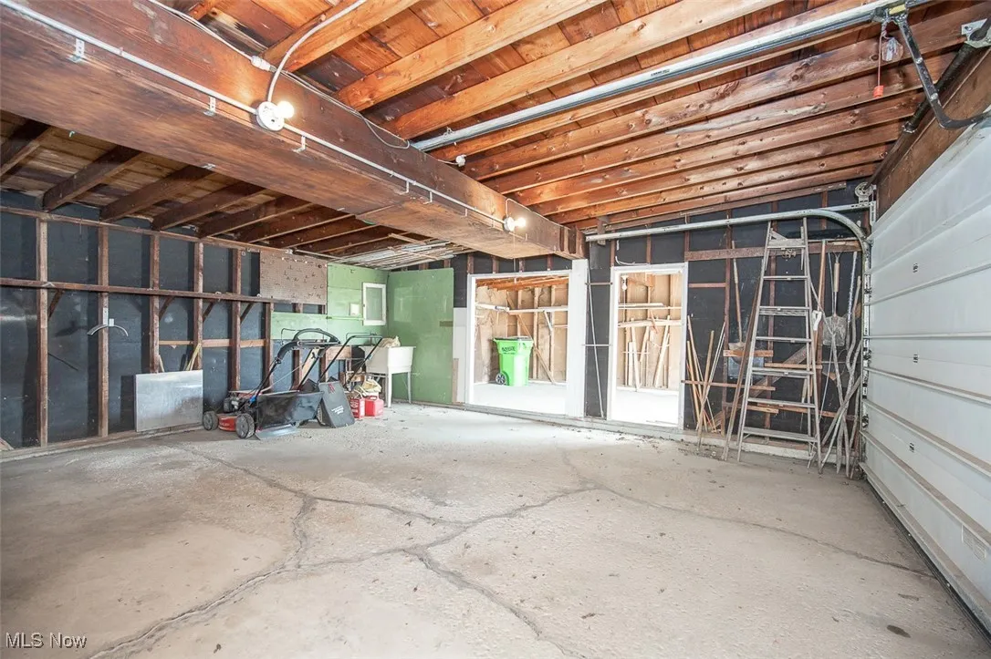 2 car garage area.
