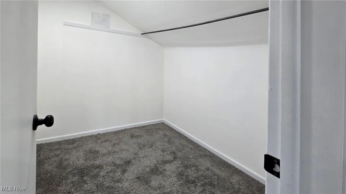 Walk in closet