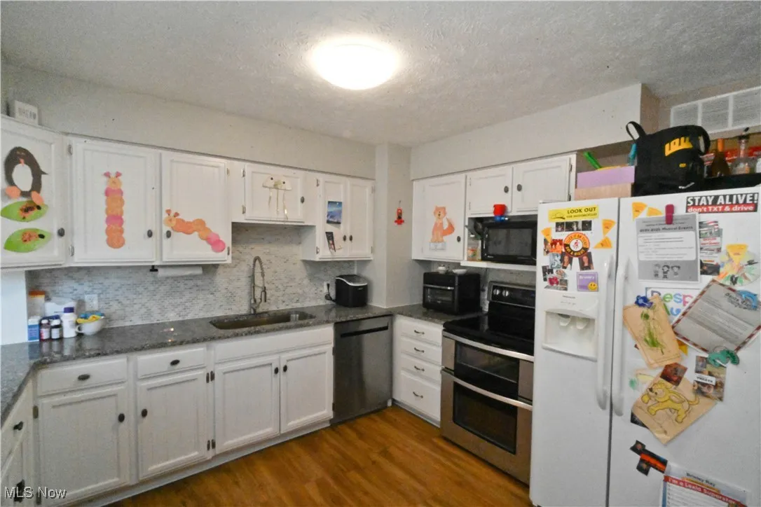 5950 Mount Everett Road, Hubbard, Ohio 44425,MLS Now Listing ID