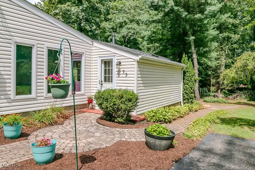 33 Woodside Road, Chagrin Falls, Ohio 44022,MLS Now Listing ID