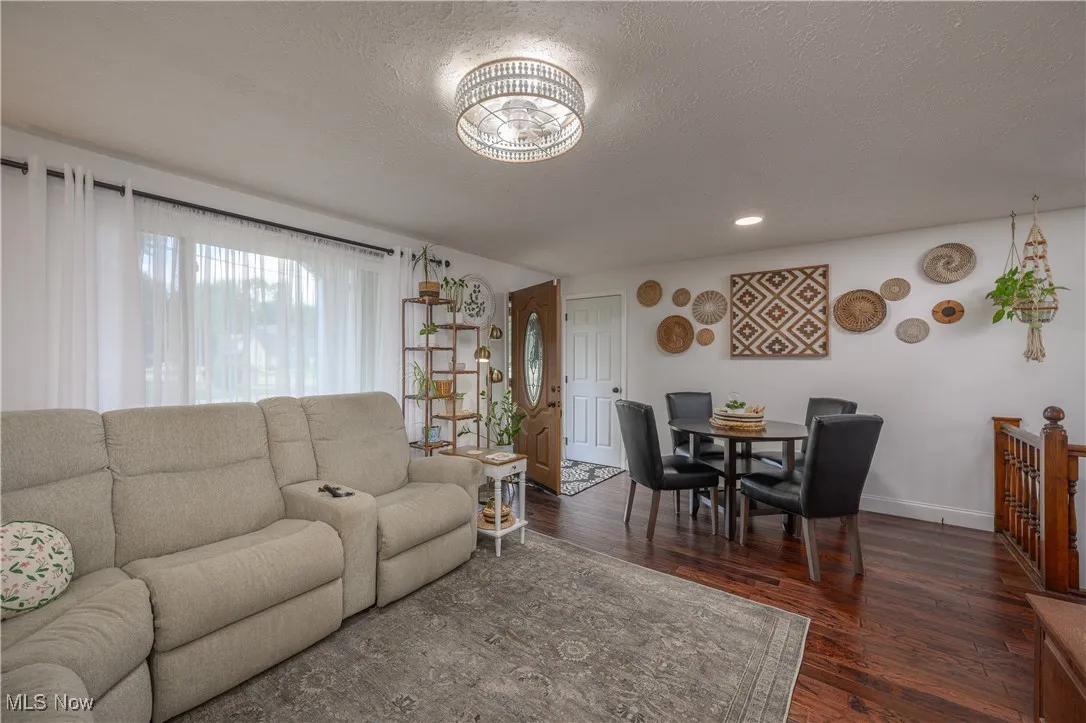 2533 Tremont Street, Dover, Ohio 44622,MLS Now Listing ID