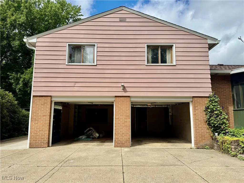 443 Beech Row Drive, Norton, Ohio 44203,MLS Now Listing ID