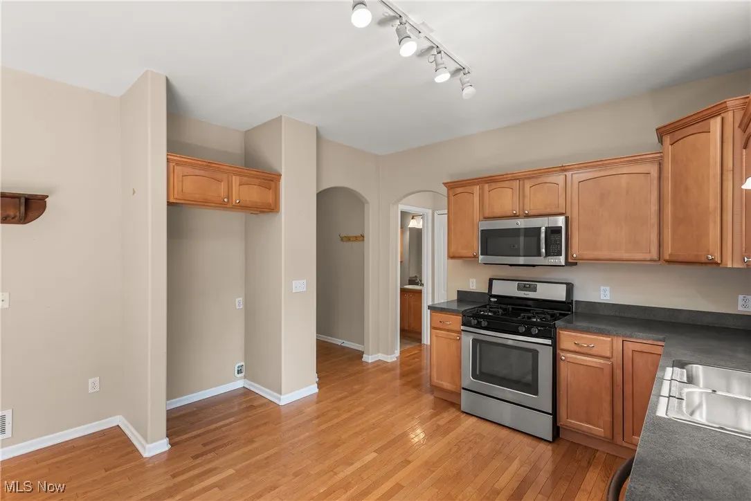 27349 Wheaton Place, Olmsted Twp, Ohio 44138,MLS Now Listing ID