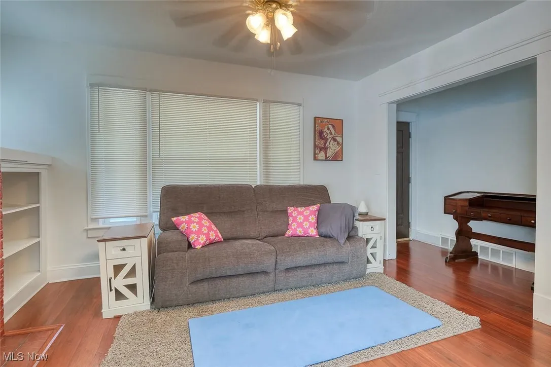 1271 Edwards Avenue, Lakewood, Ohio 44107,MLS Now Listing ID