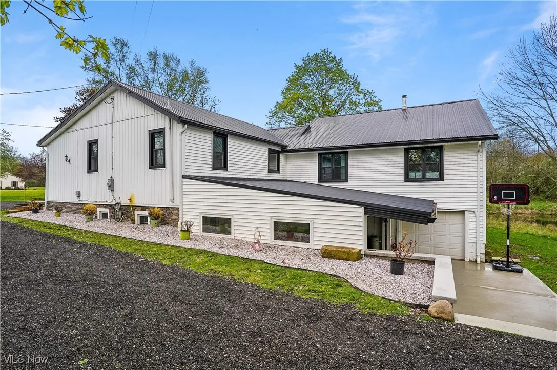 3241 Grill Road, New Franklin, Ohio 44216,MLS Now Listing ID