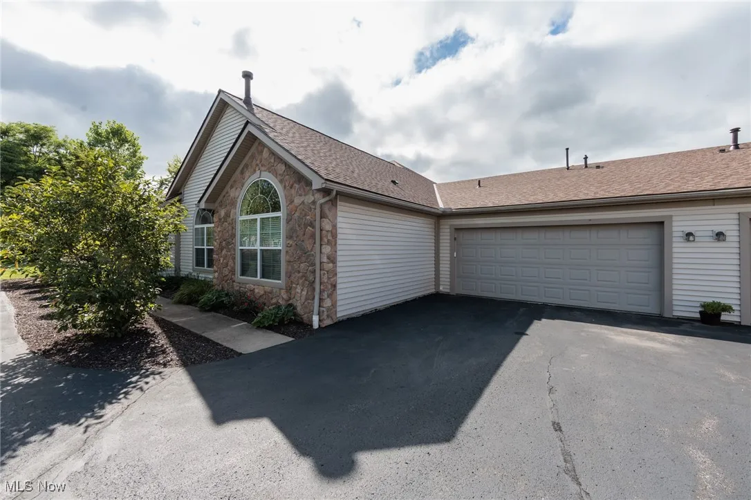 1426 Newman Drive, Brunswick, Ohio 44212,MLS Now Listing ID